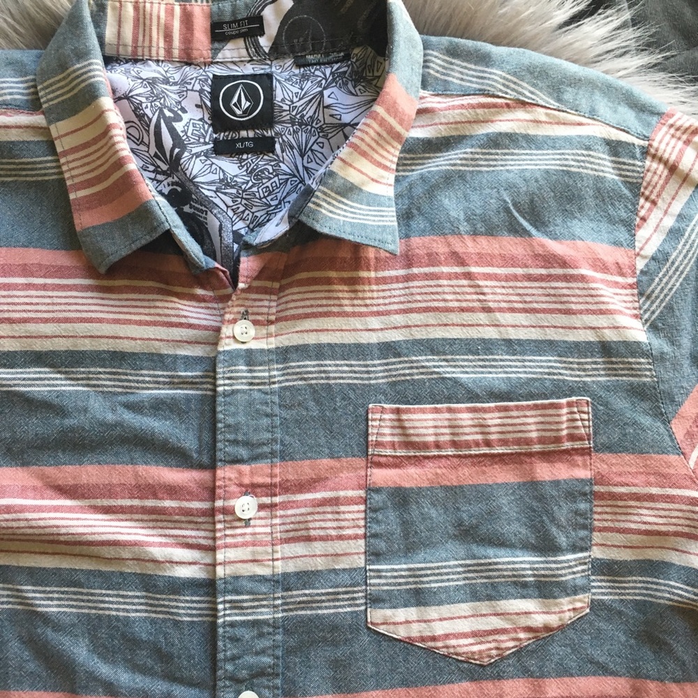 Volcom slim fit xl button Down